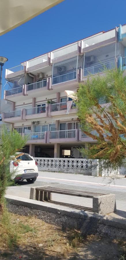 Breeze Apartments Περαία Εξωτερικό φωτογραφία